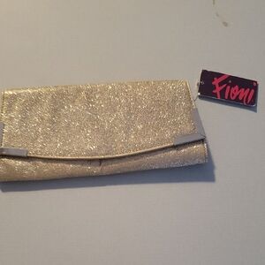 FIONI Clothing Sparkling Gold Wristlet